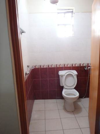 Imagen de la habitación del Hotel Shield Park Villa. Foto 15