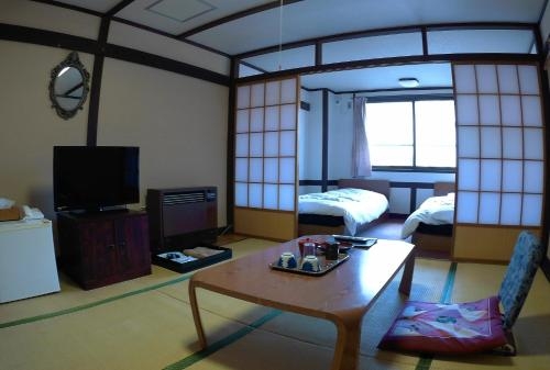 Imagen de la habitación del Hotel Shiga Palace. Foto 9