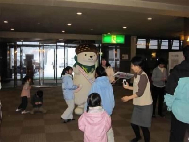 Imagen de los interiores del Hotel Shiga Park. Foto 15