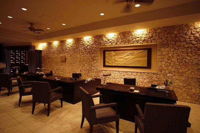 Imagen de la habitación del Hotel Shigira Bayside Suite Allamanda. Foto 2