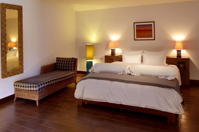 Imagen de los interiores del Hotel Shigira Bayside Suite Allamanda. Foto 13