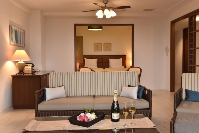 Imagen de los exteriores del Hotel Shigira Bayside Suite Allamanda. Foto 7