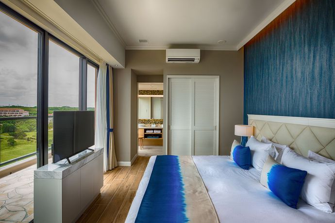 Imagen de la habitación del Hotel Shigira Mirage. Foto 19