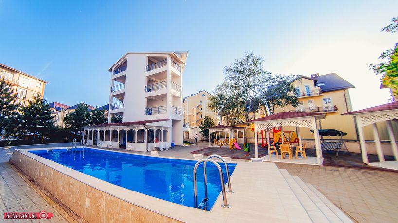 Imagen de la piscina del Hotel Shihan. Foto 18