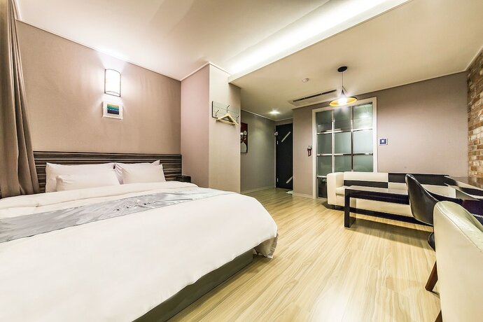 Imagen de la habitación del Hotel Shiheung Tiara. Foto 15