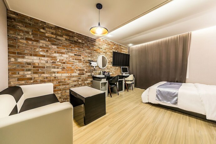 Imagen de la habitación del Hotel Shiheung Tiara. Foto 17