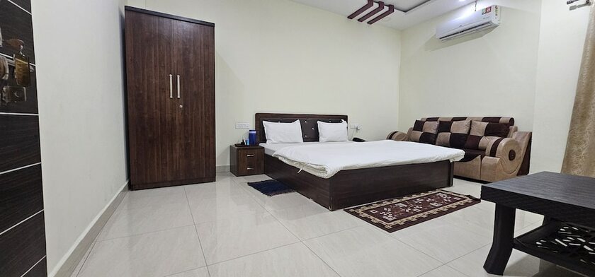 Imagen de la habitación del Hotel Shikar Palace. Foto 15
