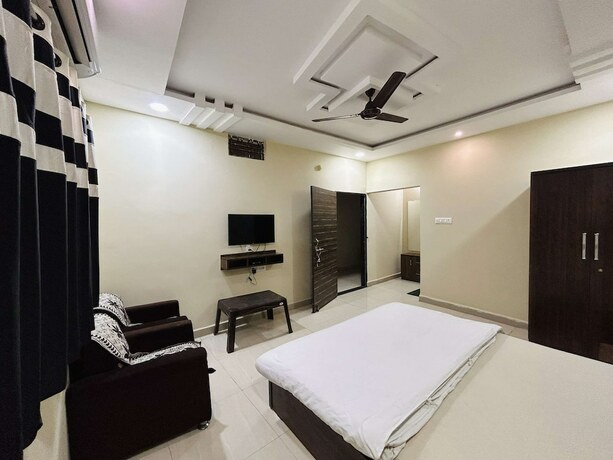 Imagen de la habitación del Hotel Shikar Palace. Foto 20
