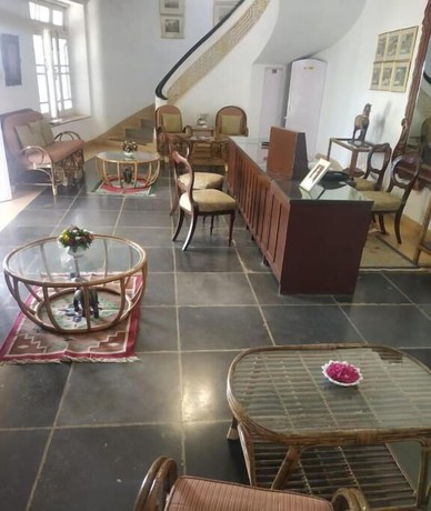 Imagen de los interiores del Hotel Shikarbadi. Foto 16