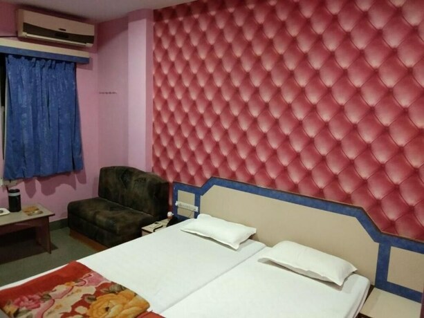 Imagen de la habitación del Hotel Shikha Palace. Foto 4
