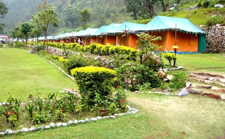 Imagen general del Hotel Shikhar Nature Resort. Foto 1