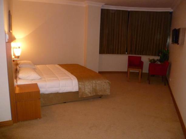 Imagen de la habitación del Hotel Shilla. Foto 16