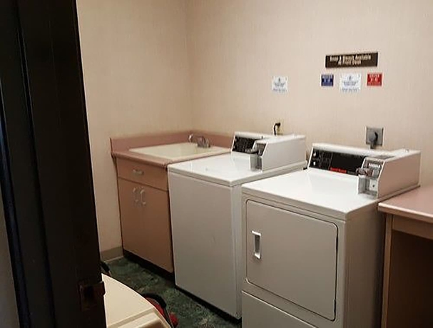 Imagen de los interiores del Hotel Shilo Inn Elko Suites. Foto 16