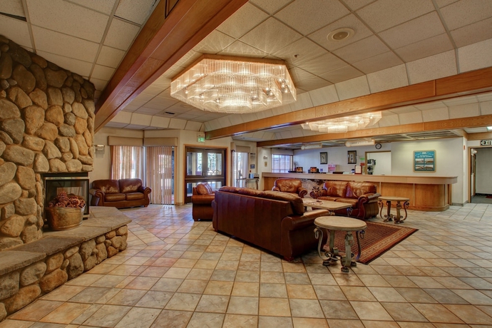 Imagen de los interiores del Hotel Shilo Inns Mammoth Lakes. Foto 13