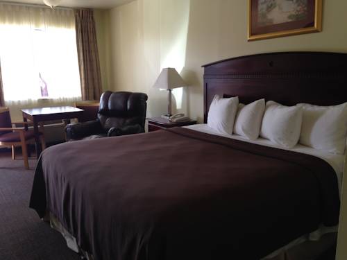 Imagen de la habitación del Hotel Shiloh Inn. Foto 4