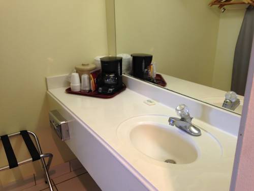 Imagen de la habitación del Hotel Shiloh Inn. Foto 5