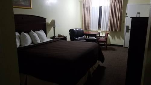 Imagen de la habitación del Hotel Shiloh Inn. Foto 8