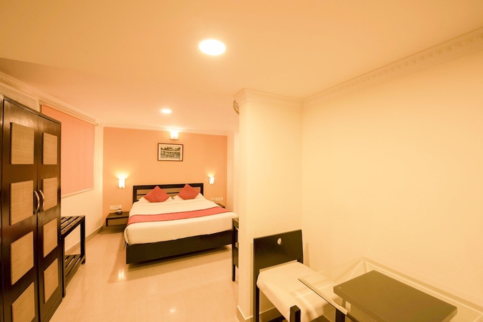 Imagen de la habitación del Hotel Shilton Suites. Foto 17
