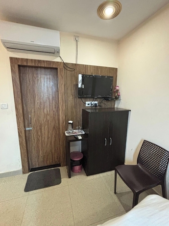 Imagen de la habitación del Hotel Shilva Inn. Foto 9