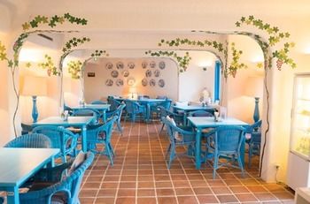 Imagen del bar/restaurante del Hotel Shima Mediterranean Village. Foto 8