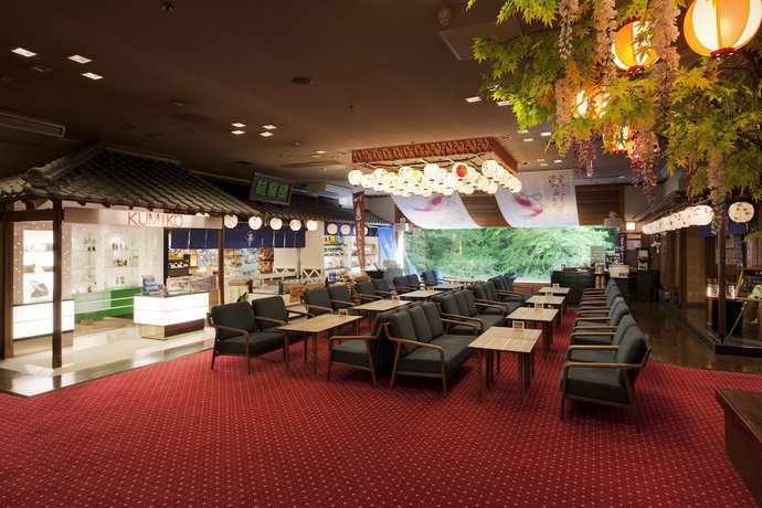 Imagen de los interiores del Hotel Shima Yamaguchikan. Foto 13