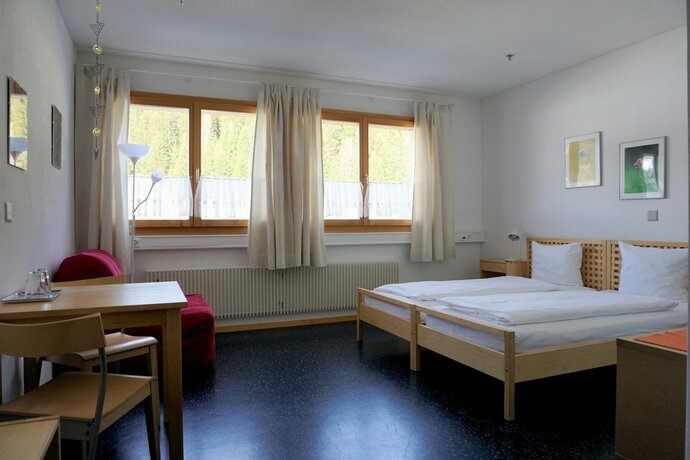 Imagen de la habitación del Hotel Shima-davos. Foto 10