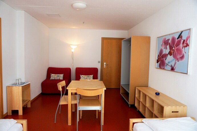 Imagen de la habitación del Hotel Shima-davos. Foto 11