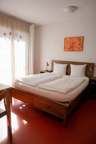 Imagen de la habitación del Hotel Shima-davos. Foto 13