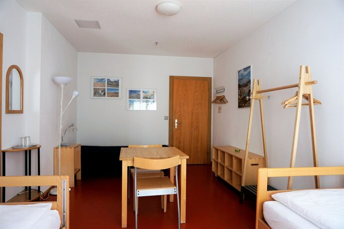 Imagen de la habitación del Hotel Shima-davos. Foto 14