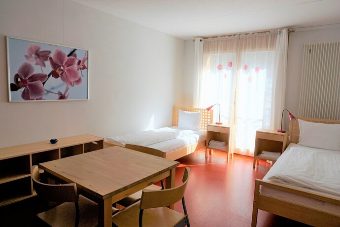 Imagen de la habitación del Hotel Shima-davos. Foto 15