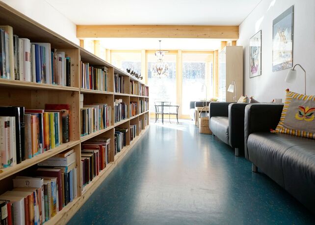Imagen de los interiores del Hotel Shima-davos. Foto 18