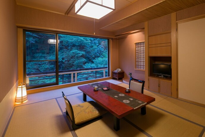 Imagen de la habitación del Hotel Shima-onsen Toshimaya. Foto 16