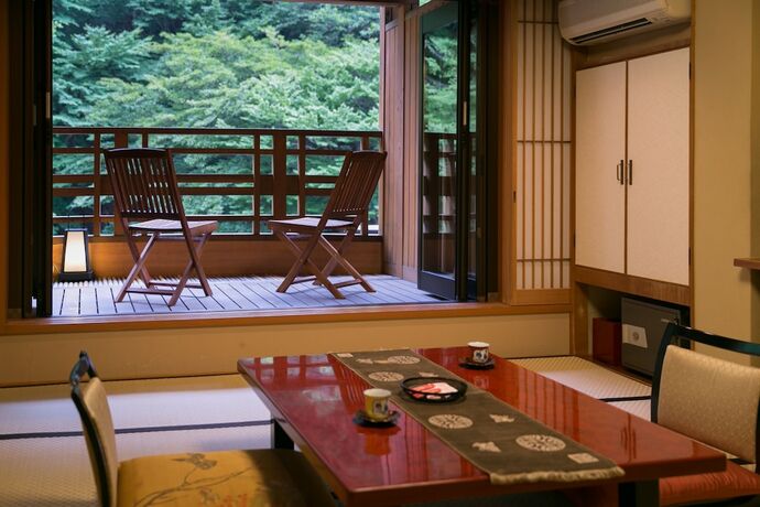 Imagen de la habitación del Hotel Shima-onsen Toshimaya. Foto 29