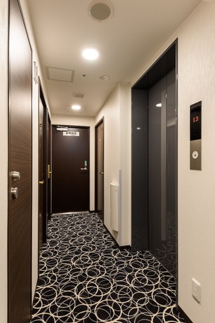 Imagen de los interiores del Hotel Shimbashi Urban. Foto 19