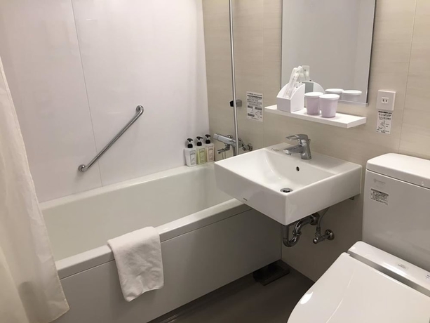 Imagen de la habitación del Hotel Shimizu City. Foto 9