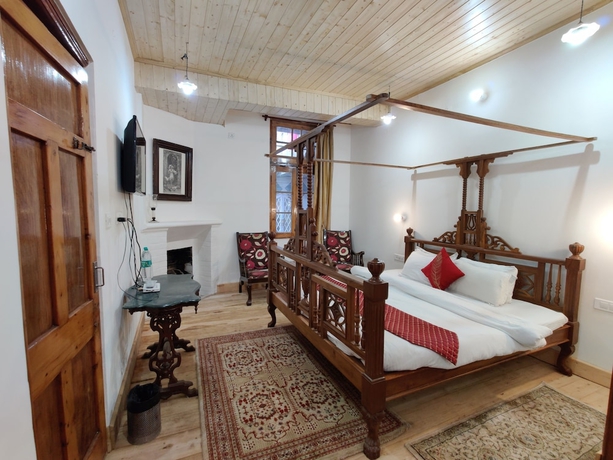 Imagen de la habitación del Hotel Shimla British Resort. Foto 5
