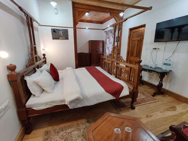 Imagen de la habitación del Hotel Shimla British Resort. Foto 6