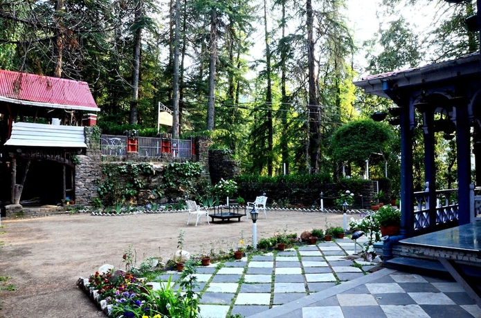 Imagen de la habitación del Hotel Shimla British Resort. Foto 9