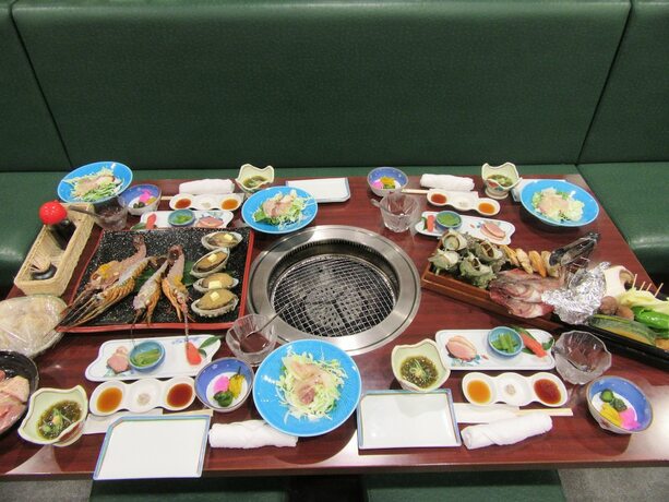 Imagen del bar/restaurante del Hotel Shimoda Ocean Park. Foto 15