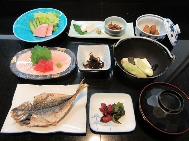 Imagen del bar/restaurante del Hotel Shimoda Ocean Park. Foto 17