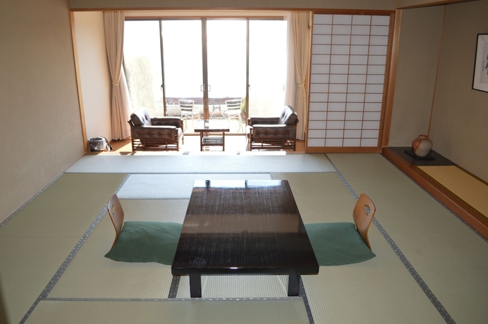 Imagen de la habitación del Hotel Shimoda Yamatokan. Foto 11