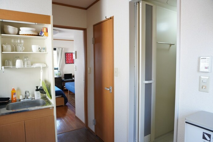 Imagen de los interiores del Hotel Shimokitazawa Akima 202. Foto 34