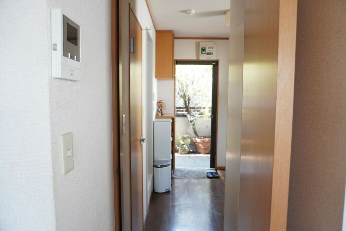 Imagen de los interiores del Hotel Shimokitazawa Akima 202. Foto 35