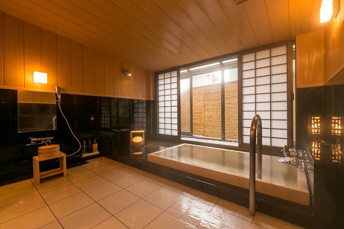 Imagen general del Hotel Shimosuwa Onsen Chosenkaku Kameya. Foto 8