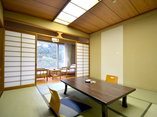 Imagen de la habitación del Hotel Shin Kabakawa Kanko. Foto 11