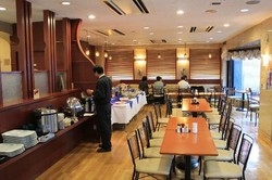 Imagen del bar/restaurante del Hotel Shin Osaka. Foto 2