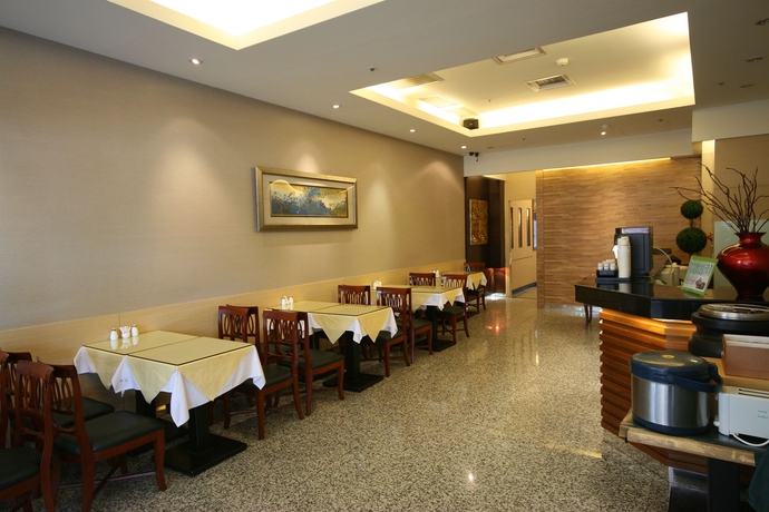 Imagen de la habitación del Hotel Shin Shih. Foto 5