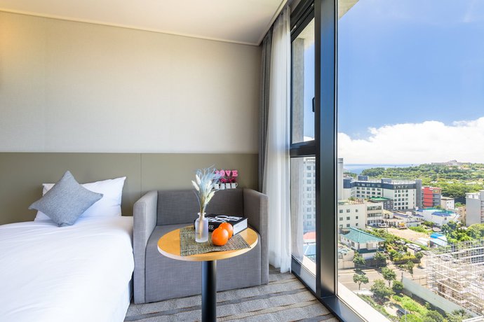 Imagen de la habitación del Hotel Shin Shin Cheonjiyeon. Foto 16