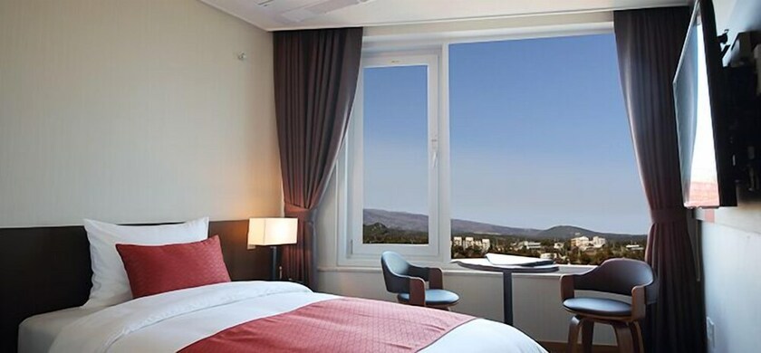 Imagen de la habitación del Hotel Shin Shin Jeju Worldcup. Foto 4