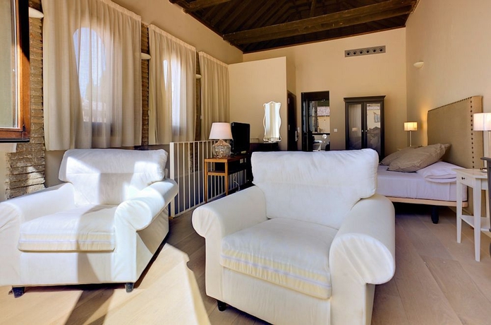 Imagen de los interiores del Hotel Shine Albayzín. Foto 7